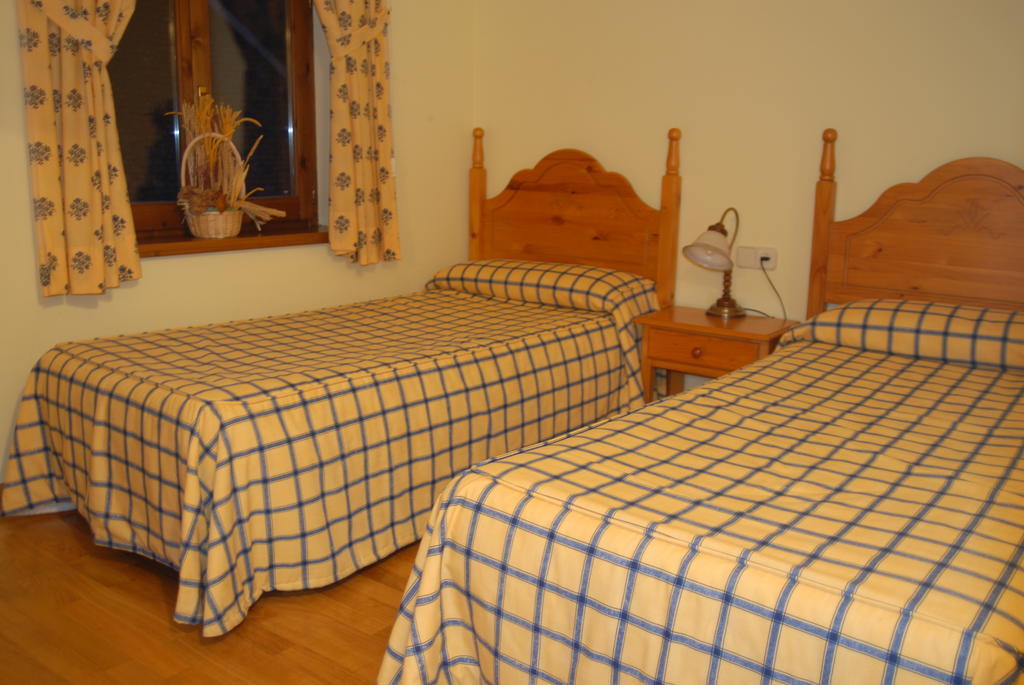 Hotel Casa Es Neres Les Pokój zdjęcie