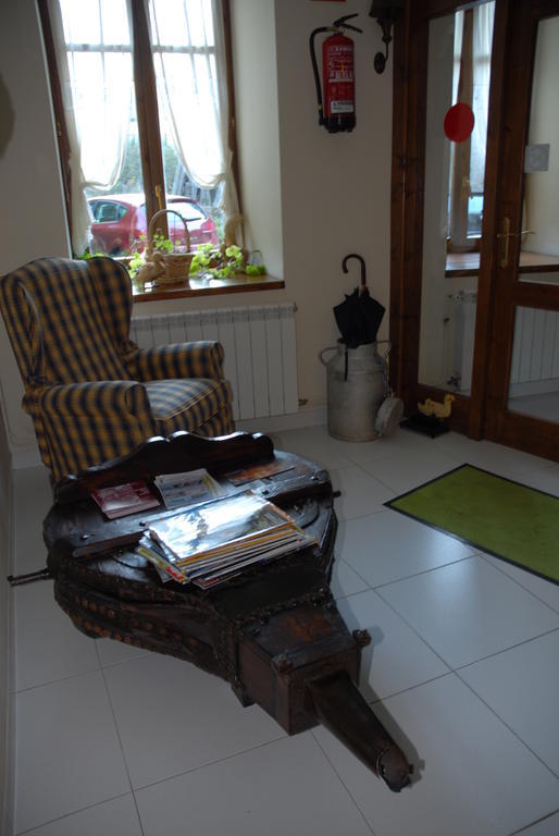 Hotel Casa Es Neres Les Zewnętrze zdjęcie